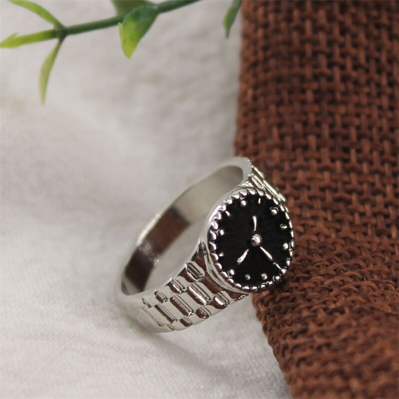 Women'S Accessories To Wear With Watch - 비즈니스 스타일의 검은색 에나멜 소재 반지,