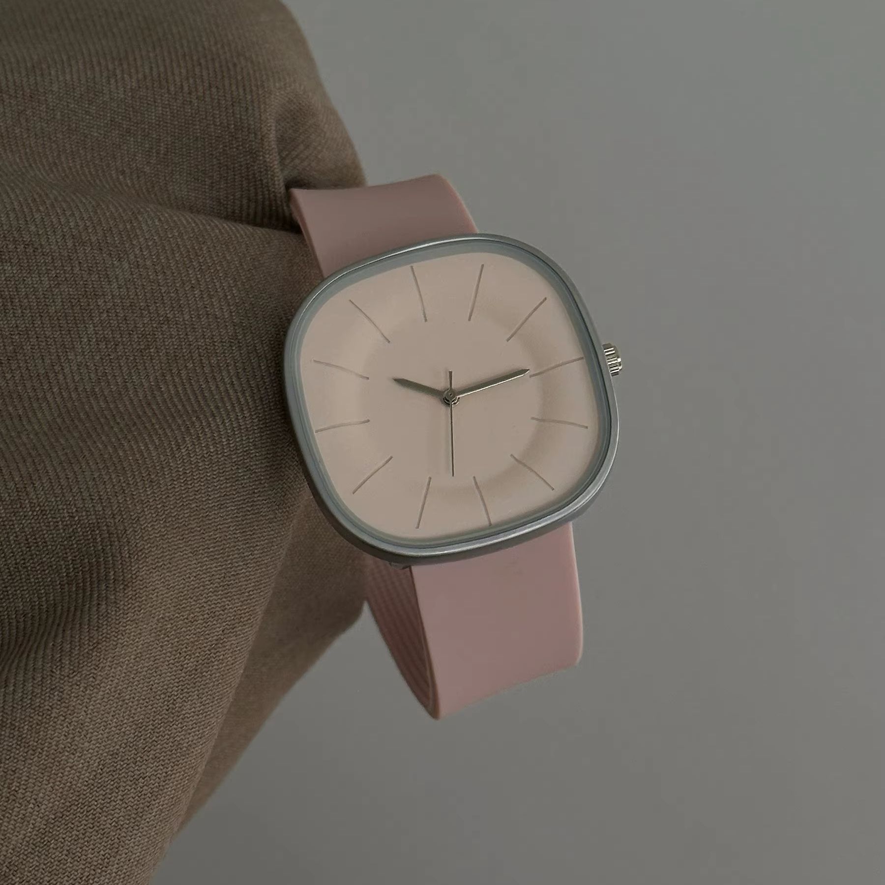 미니멀리스트 스퀘어 다이얼 쿼츠 여성 시계 실리콘 스트 - Women'S Accessories To Wear With Watch 리뷰 및 가격